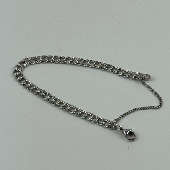 James Avery Sterling Silver Curb Charm Bracelet Signed Lobster Claw 7” W…​​ - Picture 4 of 7